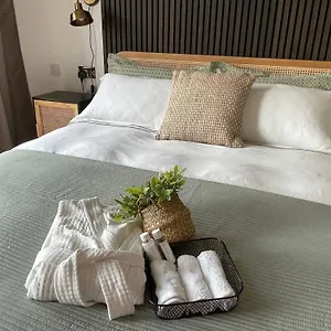 Homestay Quiet Luxe With Gym And Free Parking